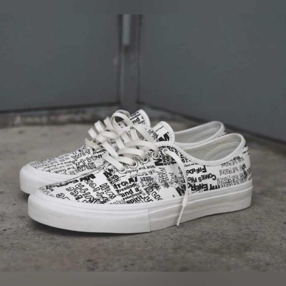 Vans X Comme des Garçons Authentic Lx